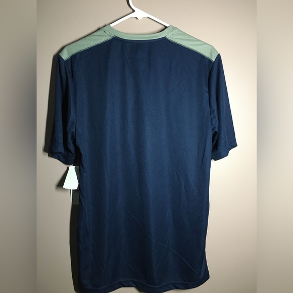 NE Patriots S/S shirt - NWT - Picture 3 of 4